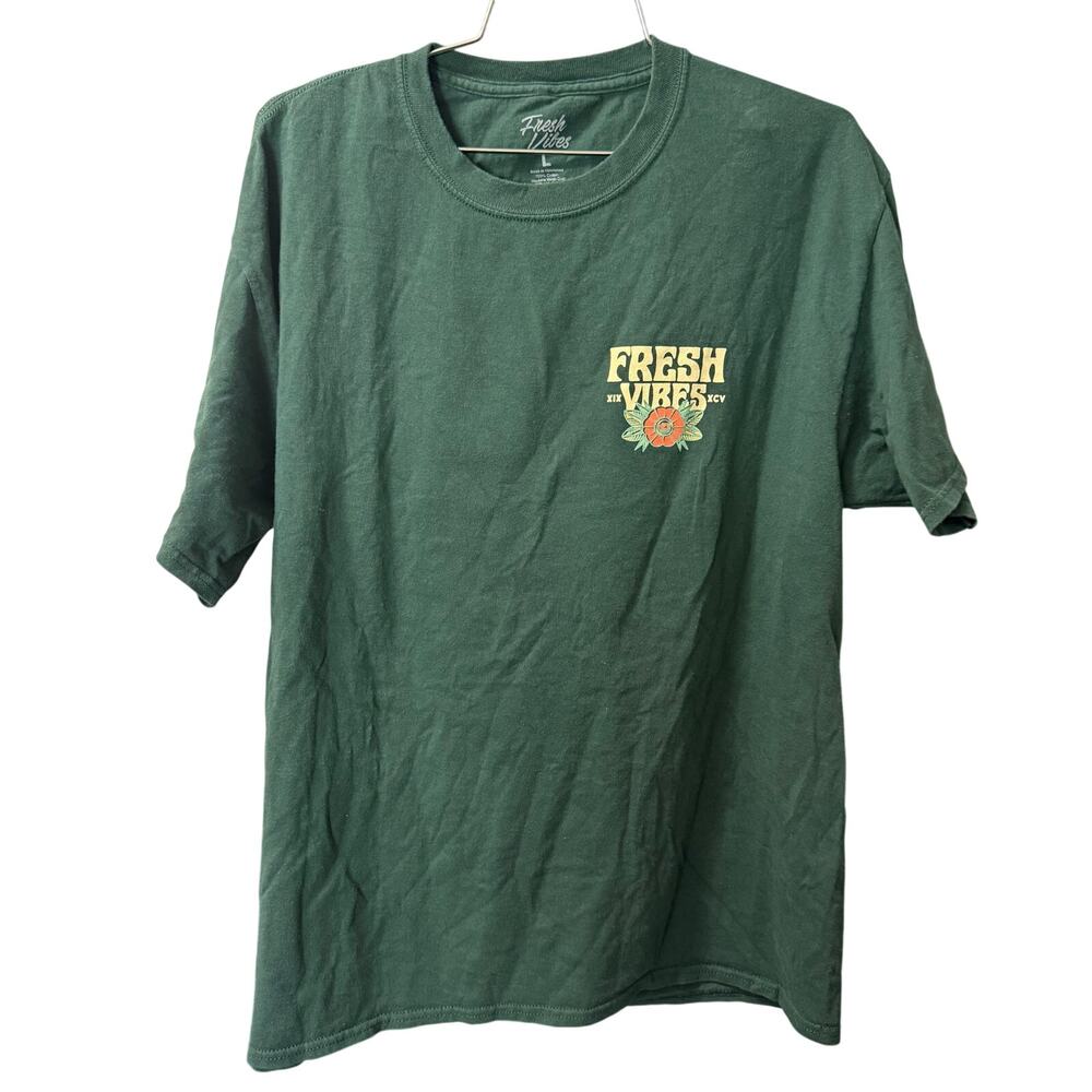 Fresh Vibes Dark Green Graphic T-Shirt Size Large